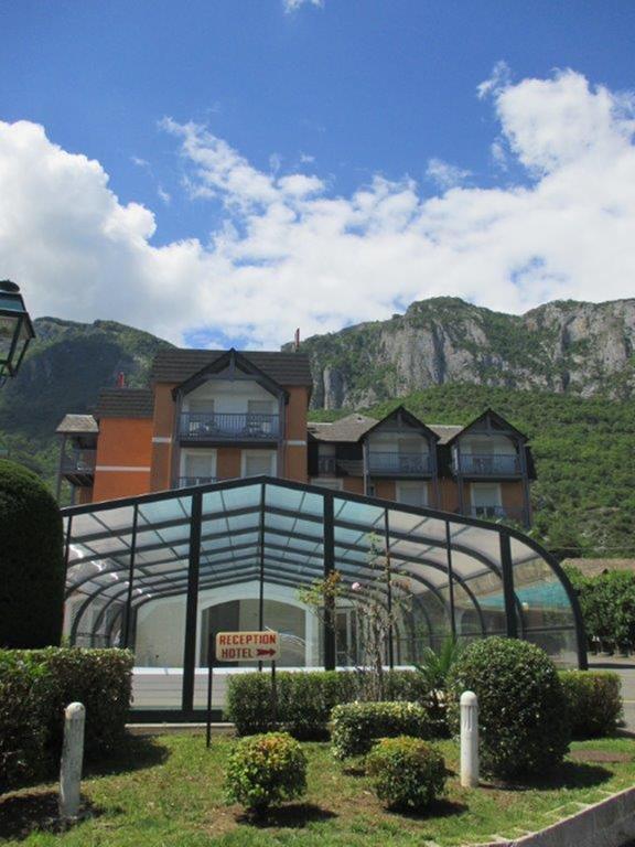 Hotel Chez Pierre D'Agos Exterior foto